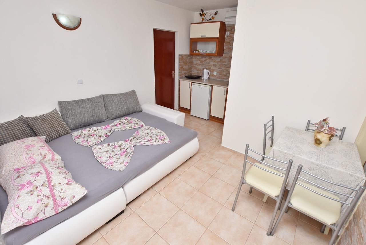 Апартаменты Apartments and Rooms Villa Mia Улцинь-32