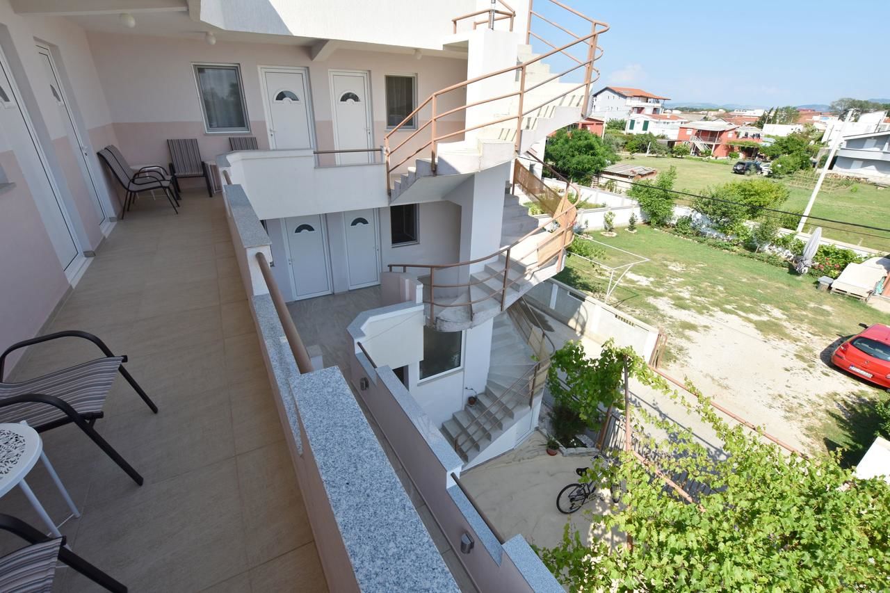 Апартаменты Apartments and Rooms Villa Mia Улцинь-7