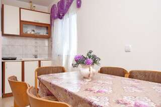 Апартаменты Apartments and Rooms Villa Mia Улцинь Апартаменты с 1 спальней - Третий этаж-3