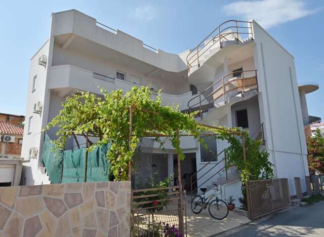 Апартаменты Apartments and Rooms Villa Mia Улцинь-21